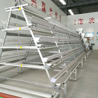 Prix d'usine galvanisé fer treillis métallique poulailler automatique ferme Cage couche poulets soudé en acier forme de trou carré clôture