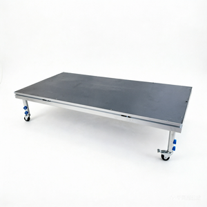 Plateforme de scène robuste 4'x8' facile à installer, scène de concert portable avec roues pour location - Product Image 1