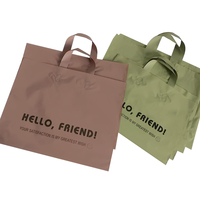 Sacs en plastique personnalisés durables en PE avec poignée à fermeture éclair pour magasins de vêtements, chaussettes, chaussures, fourrures, vestes pour adultes, robes pour enfants, sérigraphie
