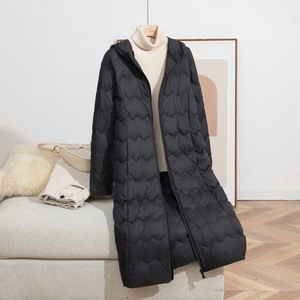 Novità 2025: Giacca Corta Ultraleggera Impermeabile da <span class=keywords><strong>Donna</strong></span>, Imbottita con 90% Piumino d'Oca Bianco, per Autunno e Inverno - Product Image 6