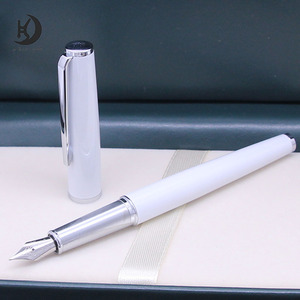 Penna Stilografica Premium Regalo Esecutivo con Logo Personalizzato Strumenti di Scrittura di Lusso Neri e Argento di Alta Gamma <span class=keywords><strong>Set</strong></span> di Penne per <span class=keywords><strong>Calligrafia</strong></span> - Product Image 4