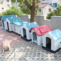 Waterdichte, winddichte en geventileerde hondenkennel van kunststof voor grote en middelgrote honden, eenvoudig te monteren.