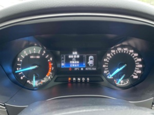 <span class=keywords><strong>Ford</strong></span> <span class=keywords><strong>Mondeo</strong></span> <span class=keywords><strong>2020</strong></span> EcoBoost 180 Version Fashion d'occasion, berline essence de taille moyenne, vente en gros à prix abordable pour l'exportation mondiale aux concessionnaires - Product Image 6
