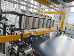 Machines d'extrusion de plaques PVC ASA à haute production pour toitures en PVC, gouttières d'eau de pluie et tuiles de toit plates en forme de bambou - Product Image 6