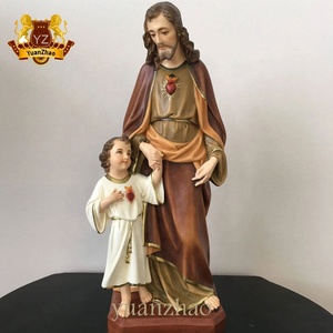 Statue grandeur nature en résine du <span class=keywords><strong>père</strong></span> de jésus, <span class=keywords><strong>Saint</strong></span>-prince tenant un garçon et un enfant, pour la décoration de l'église religieuse - Product Image 4