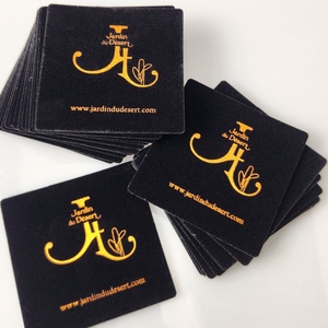 Invitaciones de Boda de Terciopelo Personalizadas con Impresión en Dorado, Sobres de Terciopelo con Acabado Brillante Autoadhesivo, Etiquetas de Embalaje Elegantes - Product Image 2
