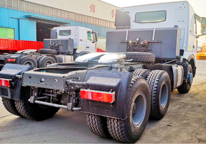 Camiones Tractores Diésel 6x4 de Alta Calidad, Nuevos, con Volante a la Izquierda, 400HP, Personalizables, Venta Directa de Fábrica y Soporte Postventa - Product Image 4