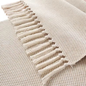 Chemin de <span class=keywords><strong>table</strong></span> en jute naturel avec glands Chemin de <span class=keywords><strong>table</strong></span> bohème de ferme rustique pour la décoration de <span class=keywords><strong>table</strong></span> à manger à la maison Décor de <span class=keywords><strong>mariage</strong></span> bohème - Product Image 1