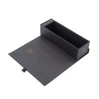 Boîte d'emballage cadeau de bouteille de vin unique de luxe à rabat magnétique pliable de haute qualité stratification mate en relief pour whisky Soda