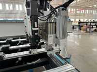 Centre d'usinage CNC PTP avec commande Syntec NC Studio, moteur monobroche 9 kW pour découpe et perçage de meubles