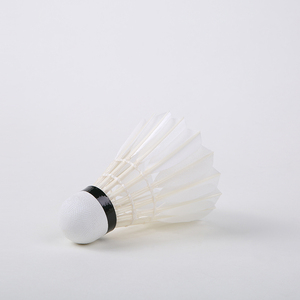 Volani da Badminton Lingmei-70 in Piuma, Confezione da 12, Resistenti per Allenamento Sportivo, per Uso Interno ed Esterno - Product Image 4