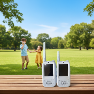Intercomunicador <span class=keywords><strong>Visual</strong></span> Portátil con Cámara HD, Pantalla de 2 Pulgadas, Largo Alcance, Resistente al Agua IPX4, Diseñado para Niños al Aire Libre - Product Image 4