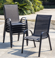 Chaises de patio empilables en fronde grise cadre en métal mariage salle à manger contemporaine en acier avec bras noir