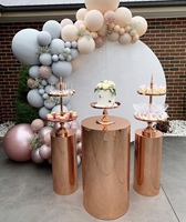 Rond en métal doré événement mariage décoration fleur stand