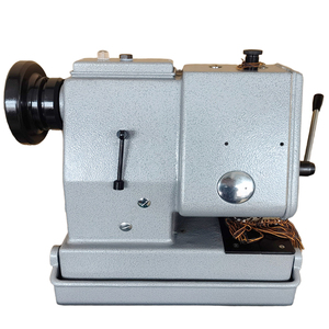 Máquina de Coser Alfombras de Alto Rendimiento para el Procesamiento Industrial de Borlas y Flecos en Alfombras y Bufandas - Product Image 4