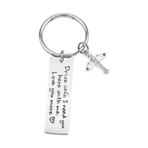 Cheap bulk gifts 316L stainless steel silver jewelry drive safe keyring airplane link key chain personalize