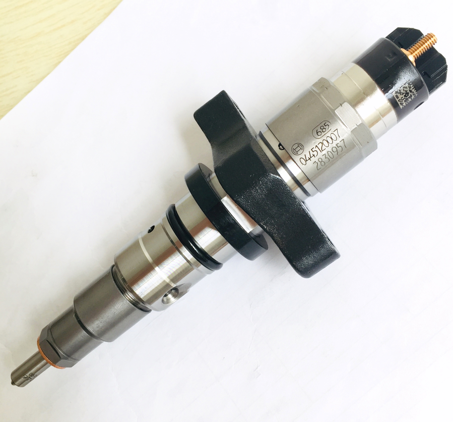 diesel fuel injector 0445120028 504055805 injector for Iveco Truck/Bus common rail injector  0445120028 504055805 F00RJ01052