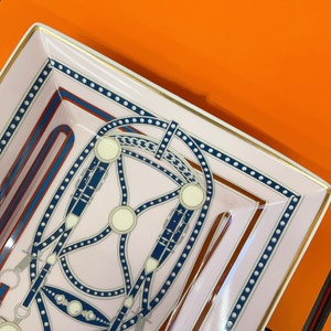 Luxury American Style Square Smokeless <b>Ashtray</b> and Cigar Dish Set Portable Porcelain Ceramic Box with Custom Logo - Product Image 4