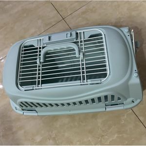 Caisse de transport améliorée pour animaux de compagnie - Durable, respirante et spacieuse pour chats et chiens, idéale pour la voiture et les visites chez le vétérinaire - Product Image 6