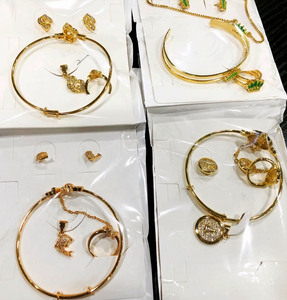 BMZ 2025 Juego <span class=keywords><strong>de</strong></span> Joyería Semanal <span class=keywords><strong>de</strong></span> <span class=keywords><strong>Oro</strong></span> Verdadero <span class=keywords><strong>de</strong></span> 18K con Doble Capa <span class=keywords><strong>de</strong></span> Chapado <span class=keywords><strong>para</strong></span> Niños, Juego <span class=keywords><strong>de</strong></span> Joyería <span class=keywords><strong>de</strong></span> Primera Clase con Árboles <span class=keywords><strong>de</strong></span> Navidad Únicos <span class=keywords><strong>para</strong></span> Bebés - Product Image 5