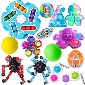JYTZ0092 <b>Large</b> Bubble Stress Relief Rubber & <b>Plastic</b> Fidget Toys Advent Calendar Keychain Pack Heart Adult Phone Case - Product Image 6