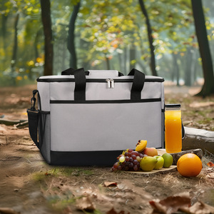 Fabrikneue, grenzüberschreitende 35L tragbare, faltbare Outdoor-Picknick-Camping-Auto-Kühltasche mit Isolierung - Product Image 5