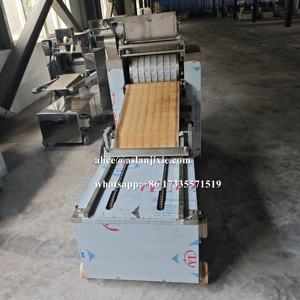 Automatische Knusprige Hundekekse-Herstellungsmaschine / Maßgeschneiderte Katzen-Leckerli-Keks-Formmaschine - Product Image 6