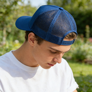 قبعات سناب باك كلاسيكية مريحة عالية الجودة بالجملة، قبعات ذات حافة منحنية بخمسة ألواح، قبعات شبكية قابلة للتنفس - Product Image 5