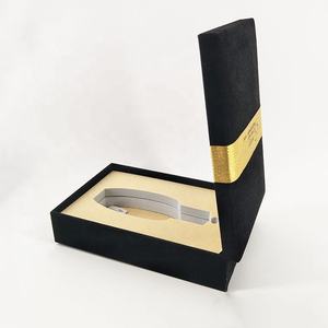 Boîte d'huile essentielle de parfum de flanelle noire personnalisée boîte d'emballage cadeau de cosmétiques de velours en bois à couvercle rabattable - Product Image 3