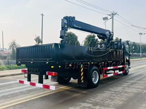 Camion hydraulique FAW à faible coût, capacité de levage 10T, 4x2, durable, auto-chargeur, pour la construction d'infrastructure rurale en Afrique - Product Image 2