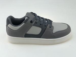 <span class=keywords><strong>Zapatillas</strong></span> Bajas de Moda para Niños 2026, Color Gris y Negro, Cuero PU, Suela Antideslizante, Zapatos Casuales Escolares para Niños y Niñas, Venta al Por Mayor - Product Image 2