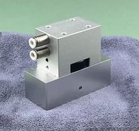 Pince à ventouse pneumatique industrielle pour la manipulation des tissus, compatible avec les bras robotiques et les systèmes d'automatisation par aspiration