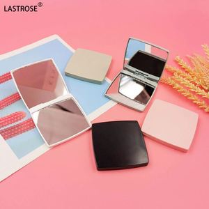 Mini Espejo de Maquillaje Plegable Portátil, Diseño Cuadrado Simple, Pinzas para Pestañas de Plástico, Producto Nuevo al por Mayor - Product Image 3