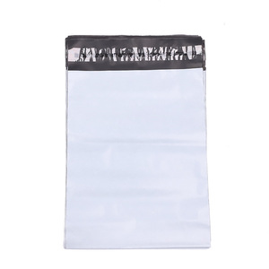 Bolsas de Envío Blancas de 50x60cm, Impermeables y Autoadhesivas para Logística y Embalaje de Comercio Electrónico - Product Image 1