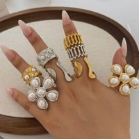 Gaovo 18K Vergoldeter 316 Edelstahl Perlen-Blumen Breiter Bandring Damen Vintage Geometrischer Statement-Schmuck Accessoire Geschenk