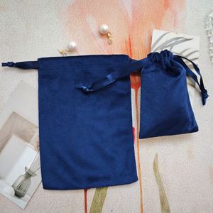 Sac cadeau en velours bleu foncé avec logo personnalisé pour bijoux, colliers, bagues et bracelets – Offre spéciale - Product Image 2