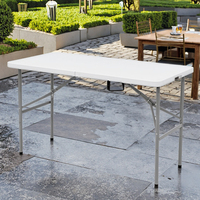 Table pliante portable moderne en plastique de 1,2 m, mobilier d'extérieur léger en plastique pour la salle à manger de la cour, les parcs et les hôtels