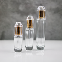 Flacon de parfum en verre de forme spéciale de 100 ml en gros, couvercle en acrylique, boîte cadeau personnalisée, diffuseur, impression sérigraphique