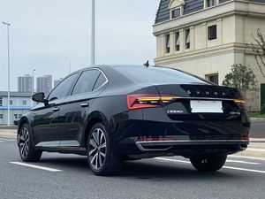 S <span class=keywords><strong>Koda</strong></span> superba 2023 lifting TSI280 DSG Premium Edition cinese nuova berlina economica - Product Image 4