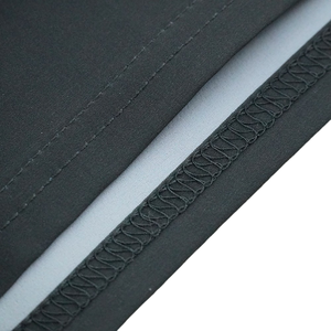 Shorts de plage tendance à carreaux pour hommes, durables et à séchage rapide, avec poches fonctionnelles pour le surf et les vacances tropicales - Product Image 6