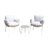 Ensemble de chaises de café en plein air en métal, trois pièces, style moderne et simple, pour le thé de l'après-midi