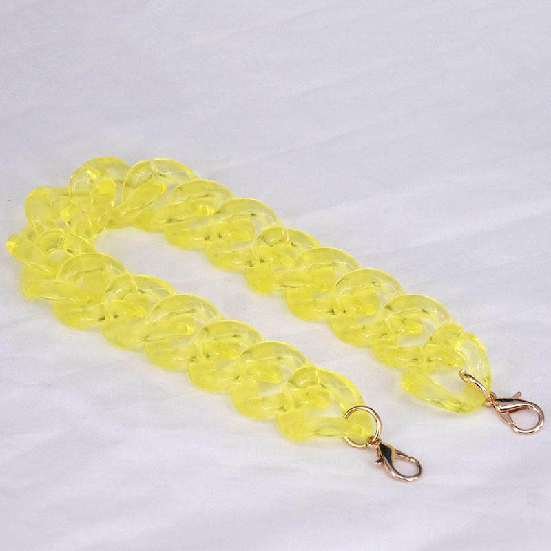 สีเหลือง