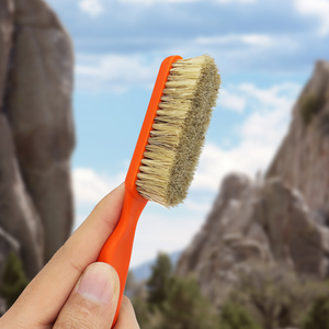 Cepillo pequeño para escalada con mango de PVC, cepillo de plástico para limpiar presas con <span class=keywords><strong>gafas</strong></span> de aseguramiento - Product Image 4