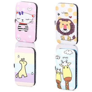 Ensemble <span class=keywords><strong>de</strong></span> soins des ongles imprimé <span class=keywords><strong>de</strong></span> dessins animés mignons en 7 pièces, outils <span class=keywords><strong>de</strong></span> manucure professionnels avec coupe-ongles, kit <span class=keywords><strong>de</strong></span> pédicure en stock - Product Image 1