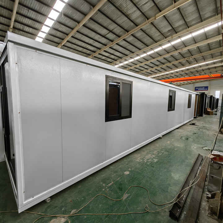 5 Bedroom Expandable Container House - Fast Install & Durable