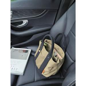 Bolsa de Mano Tipo Tote con Solapa, Diseño Geométrico Multicompartimento, Alta Calidad, Venta al Por Mayor 2024, para Mujer, para Exteriores, con Cierre, Forro de Nailon - Product Image 4