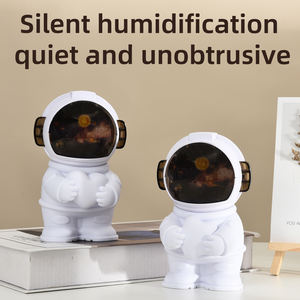 Humidificador ultrasónico USB portátil pequeño diseño de astronauta popular recién llegado para la atomización del difusor de Aroma del dormitorio del hogar - Product Image 3