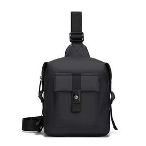 Mochila Táctica Ligera Impermeable para Exteriores, Bolsa Cuadrada Pequeña con Cierre, Unisex, para Uso Diario y Escolar, Forro de Poliéster - Product Image 2