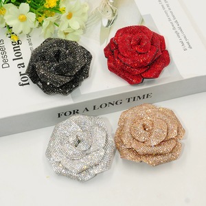 Parches de Flores de Cristal de Lujo en 3D, Diseño Popular, 7.5 cm, Brillantes, Coloridos, Apliques de Flores de Rosa para Broches - Product Image 1