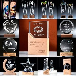 Trofeo de Madera Sólida Creativo con Grabado de Medalla para Empleados Destacados, Recuerdo de Reunión Anual, Modelo 010 - Regalos Empresariales - Product Image 4